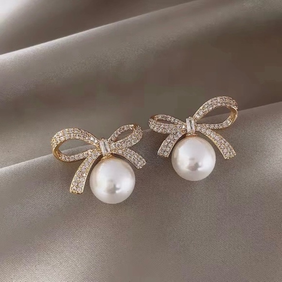 NEW Gold Bow Classic Faux Pearl Formal Earrings Cocktail Wedding Bridal Jewelry - Picture 7 of 10